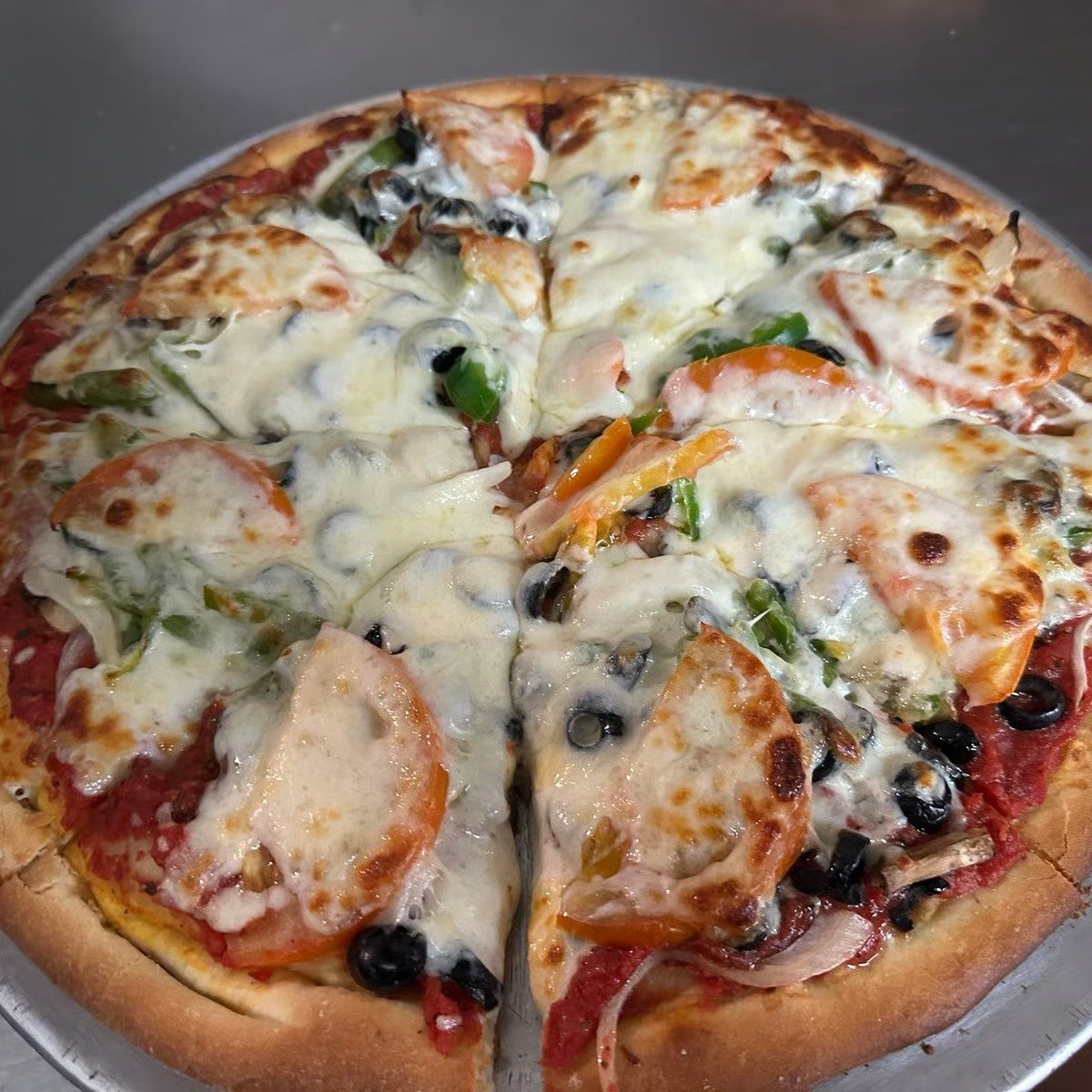 Vegetarian Delight Pizza.